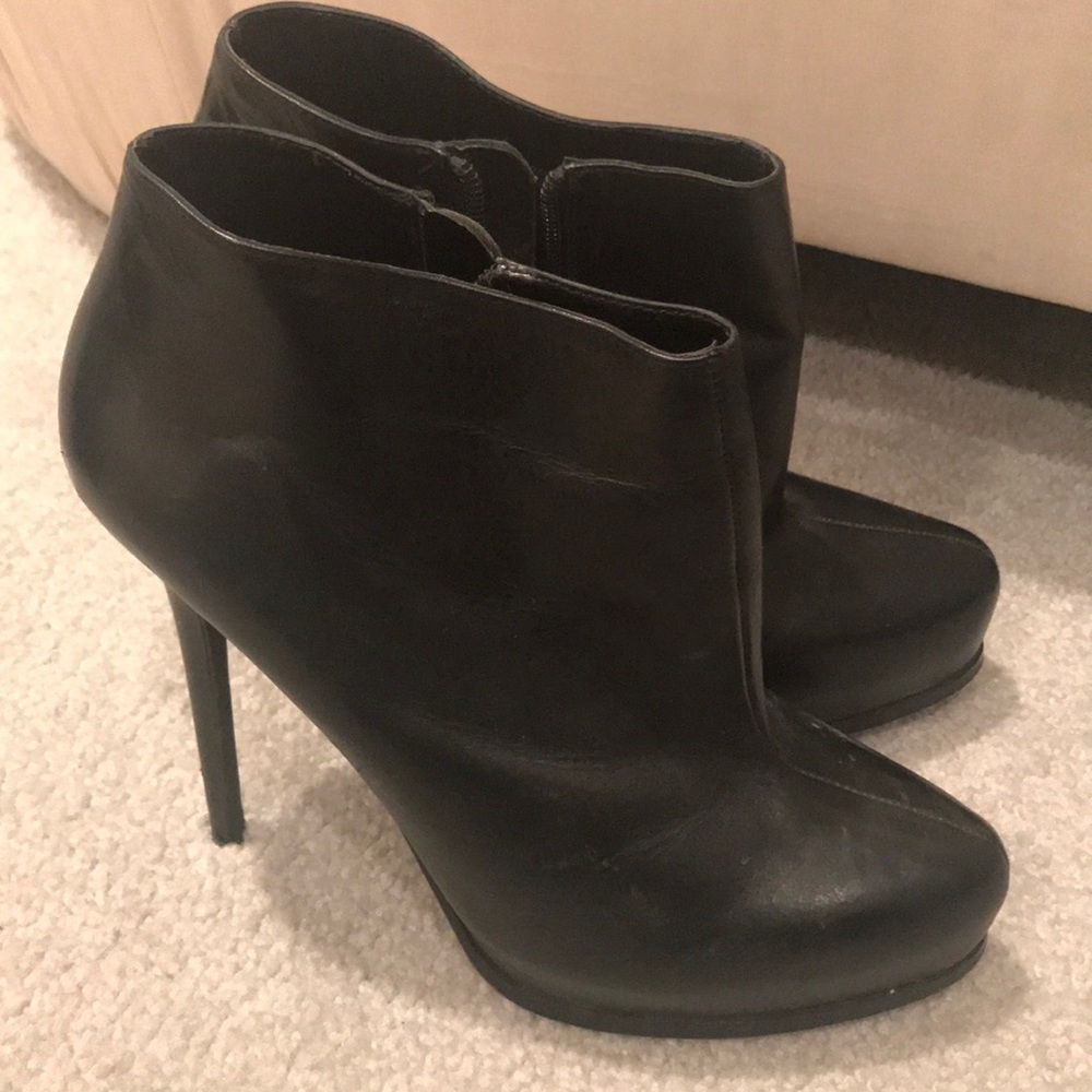 Aldo black leather ankle boots